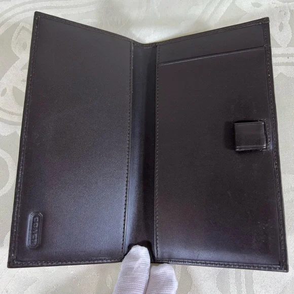 2005: Coach Set in VGUC - Picture 4 of 14